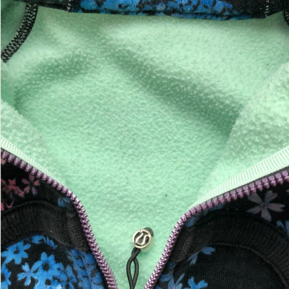 Lululemon Zip Hoodie - Picture 4 of 4